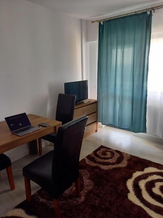 Iasi David'S Apartments - Breakfast 외부 사진